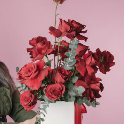 Aranjament Luxury Red Roses