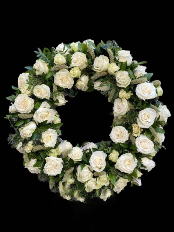 Coroană funerară supremă din trandafiri albi