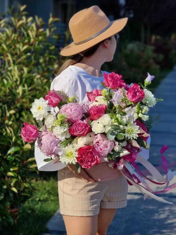 Aranjament Peonies&More